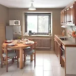Nyaraló Maison Cosy A Avec Vue Sur Les Montagnes Et Jardin