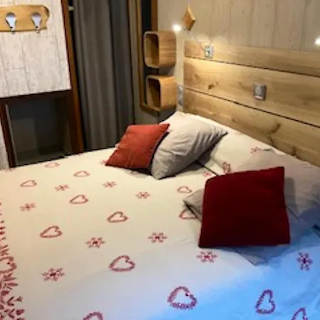 度假居 Maison Cosy A Avec Vue Sur Les Montagnes Et Jardin 科特雷